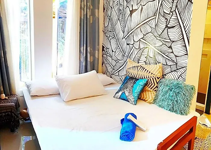 Hotel Cozy Bantayan Summerhouse In Santa Fe Near